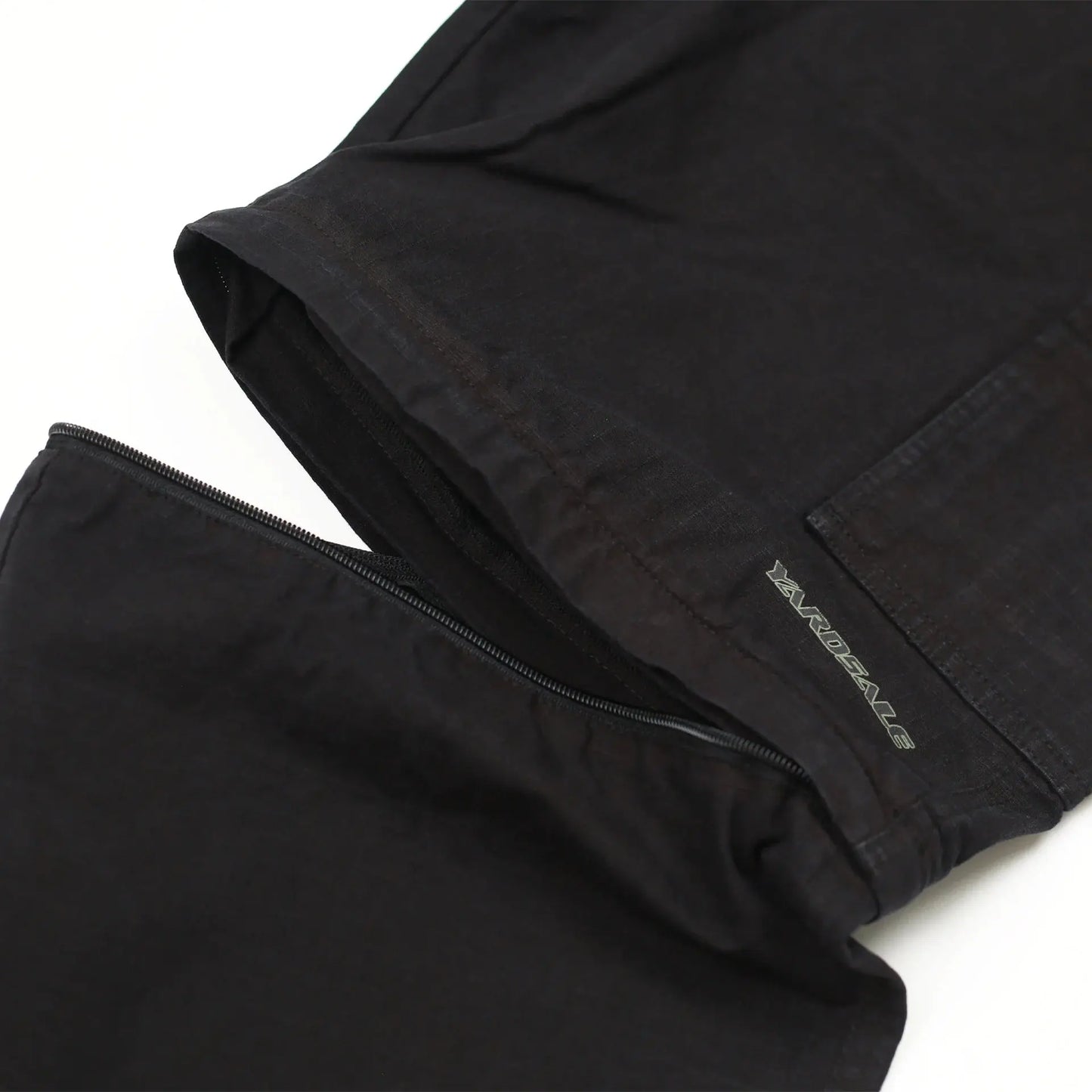 YARDSALE Phantasy Ripstop Cargo Zip-off Shorts (Black) YARDSALE