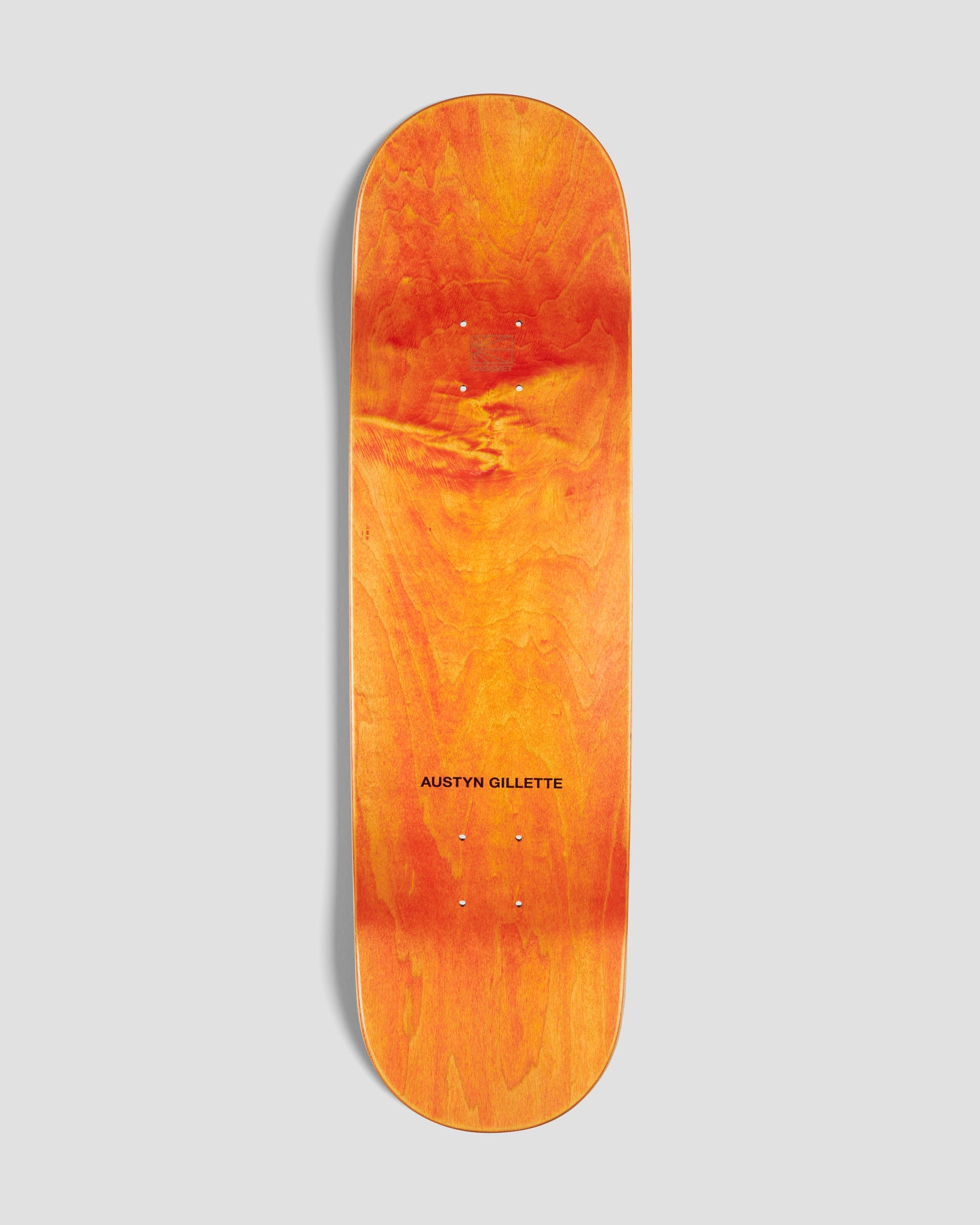 Planche de surf RASSVET Austin Gilette Tangerine deck 8.25 Foil, vue de face avec détails de la surface et des rails.