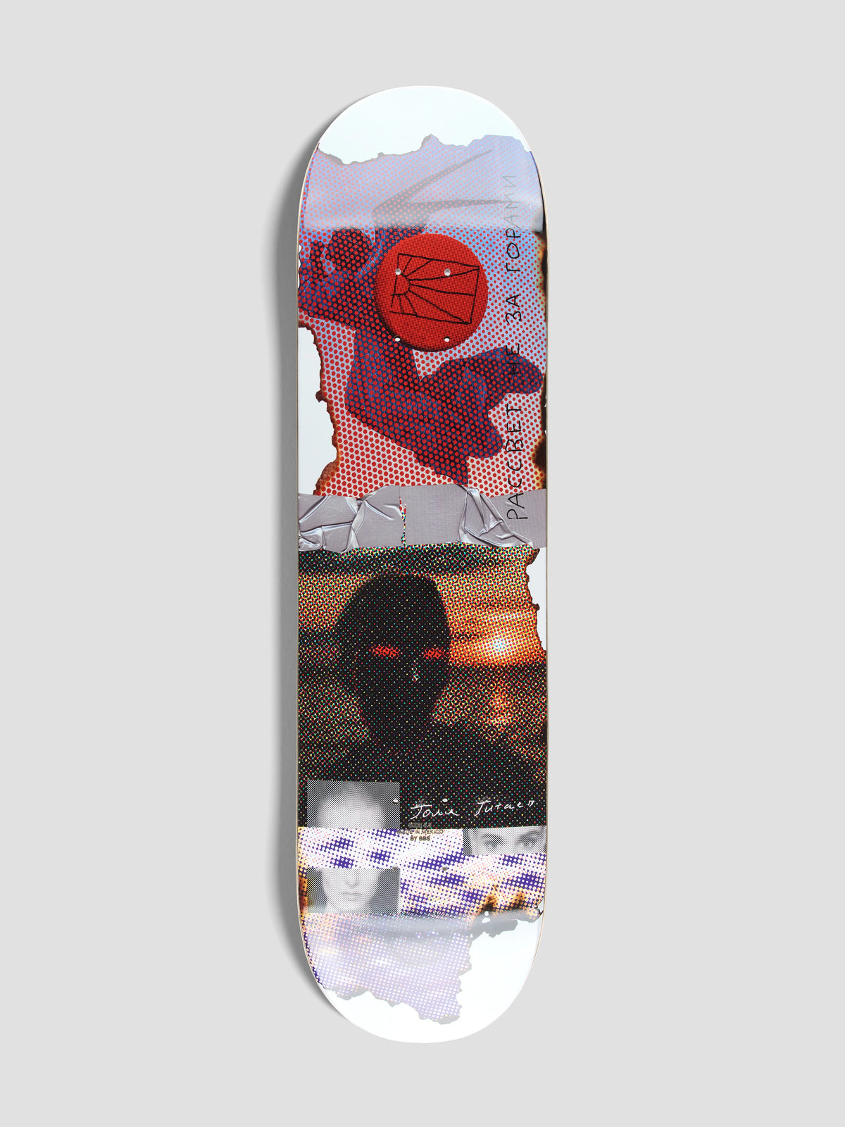 Planche de deck RASSVET Titaev 8.3 en bois pour unisexe, design multi-color, vue de dessus.