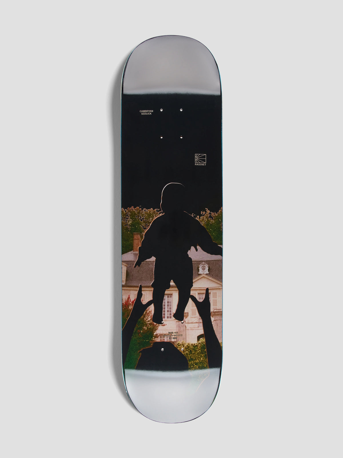 Planche de skate unisexe RASSVET en bois, deck noir de 8,5 pouces, illustration de la planche vue de dessus.