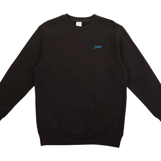 STUDIO Small Script Crewneck Black STUDIO